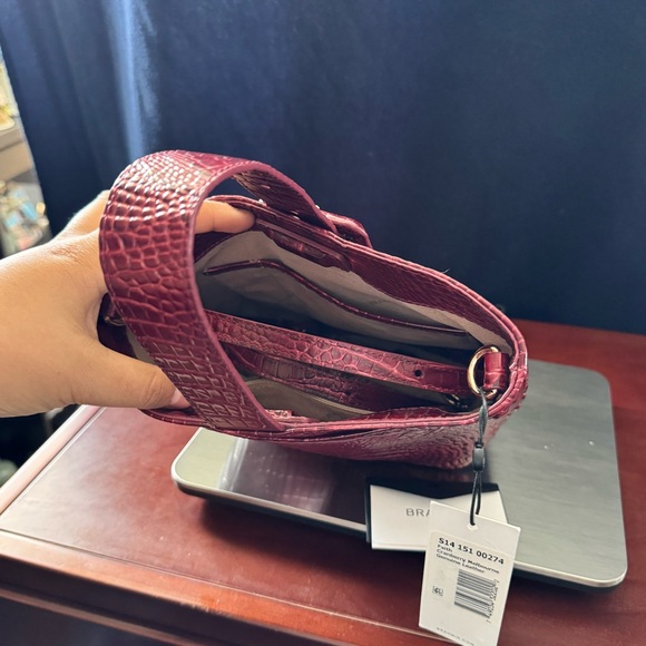 Brahmin Deep Red Croc-Embossed Shoulder Bag original and new - Picture 5 of 9